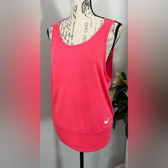 Nike Pink Relaxed Sleeveless Tank Top🌷 - Picture 5 of 10